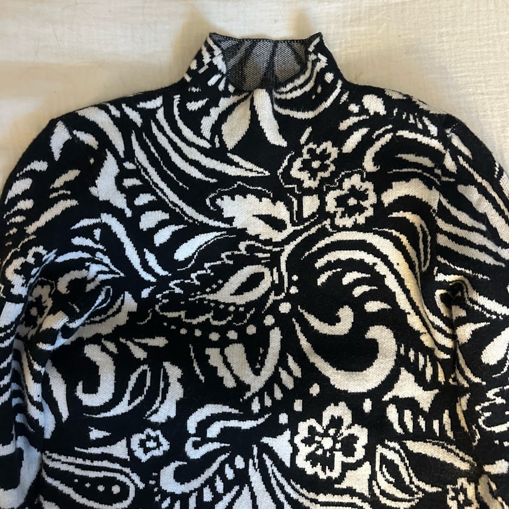 INDUSTRY Black & White Paisley Mock Neck Sweater - Picture 4 of 6